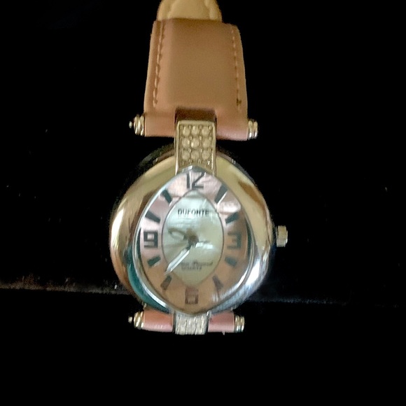 🚩SOLD🚩 Pink Dufonte Watch by Lucien Piccard - Picture 3 of 11